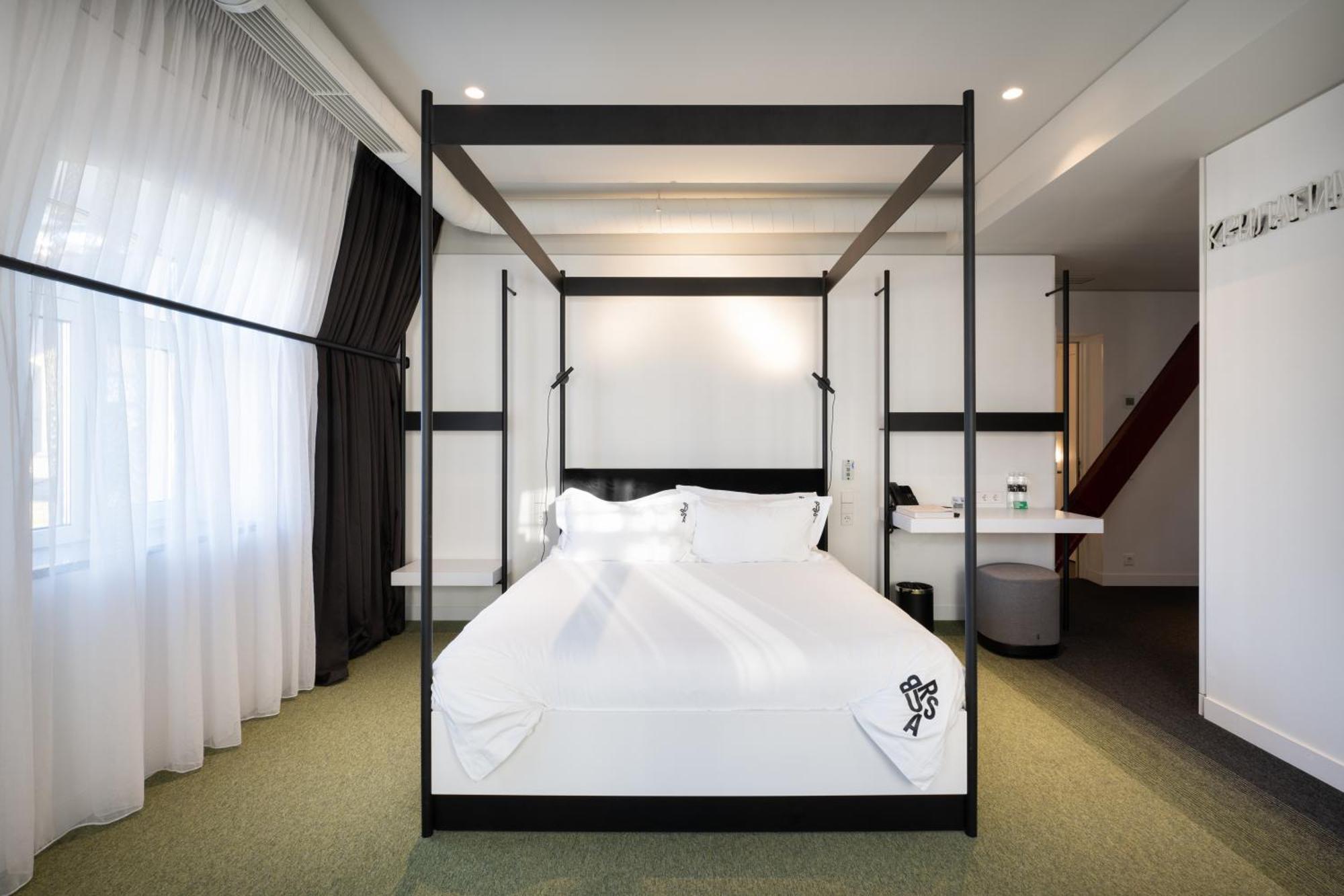 Bursa Hotel 키예프 외부 사진